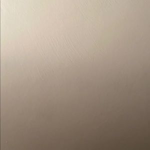 Meet your Posher, Nikia